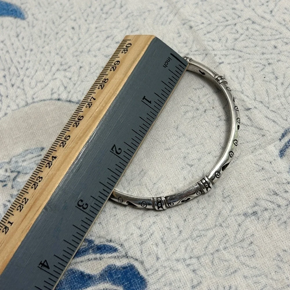 Brighton Shot Thru The Heart Bangle Bracelet Cutout Hearts Etched Design - Picture 6 of 9